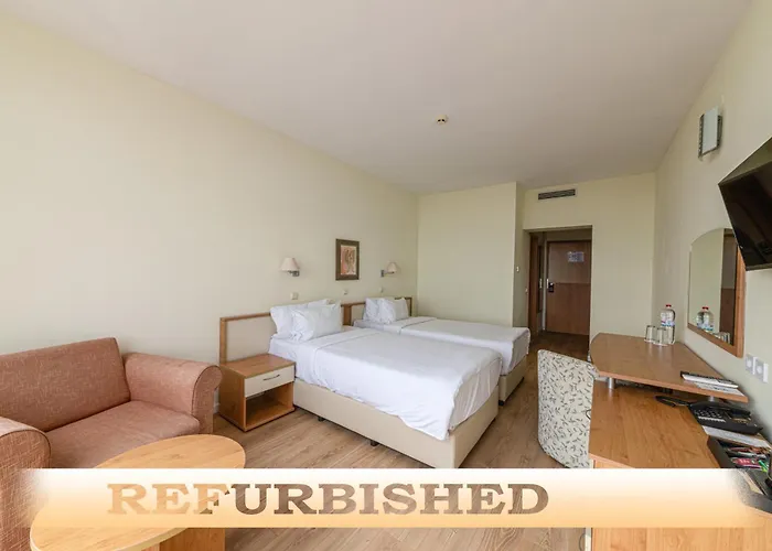 Best Golden Sands Hotels For Families With Kids